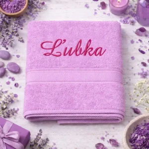 vysivana-osuska-s-menom-lubka-ruzova-lawli Bledoružová vyšívaná froté osuška s cyklámenovým kaligrafickým nápisom Ľubka