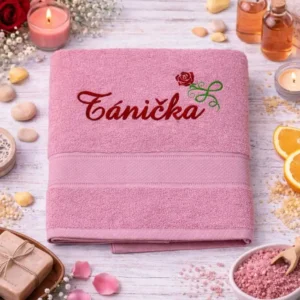 vysivana-osuska-s-menom-s-motivom-tanicka-ruzova-lawli Vyšívaná osuška s menom Tánička