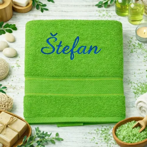 vysivana-osuska-s-menom-stefan-neonova-lawli Neónovozelená vyšívaná froté osuška s tyrkysovým kaligrafickým nápisom Štefan